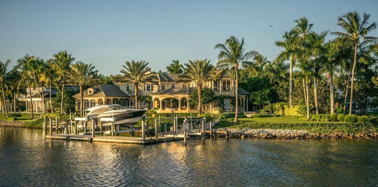 Naples, Florida: Luxury Home waterfront property with pristine beachfront coastline and tropical architecture