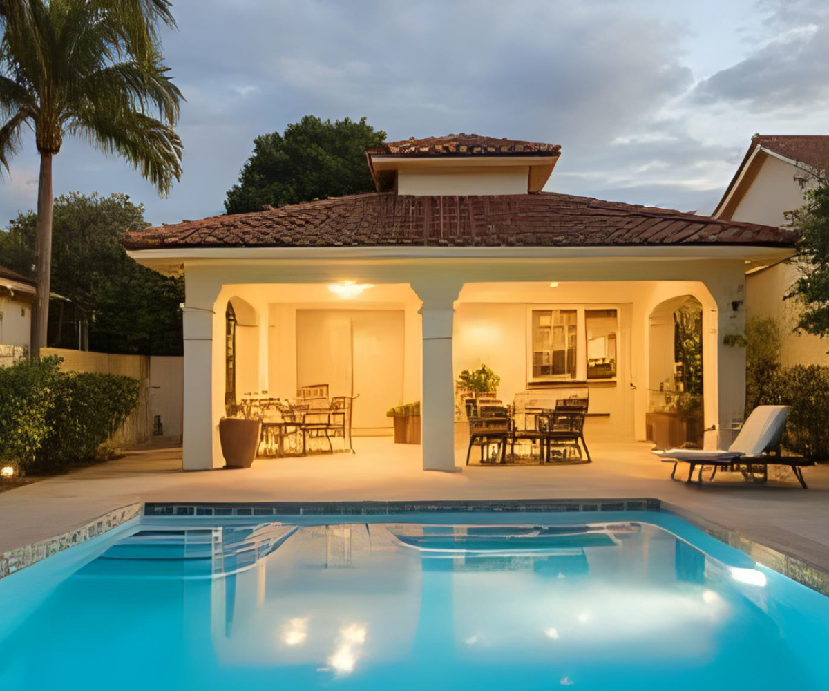 house with pool for sale