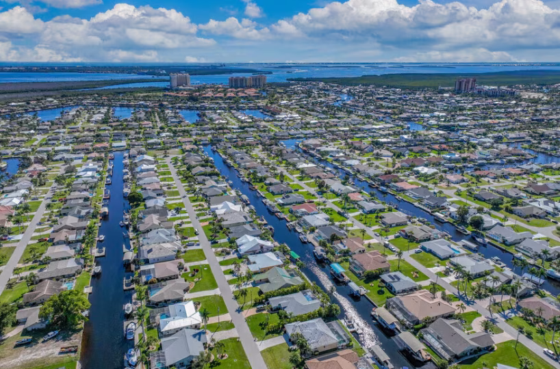 Sailboat access homes Cape Coral for sale