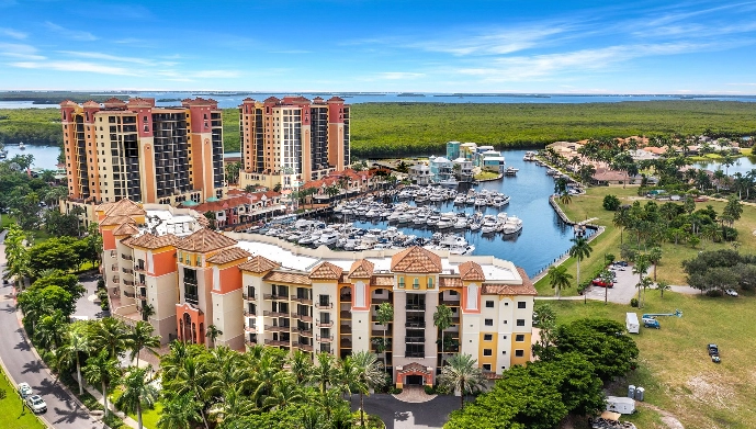 homes for sale with boat dock