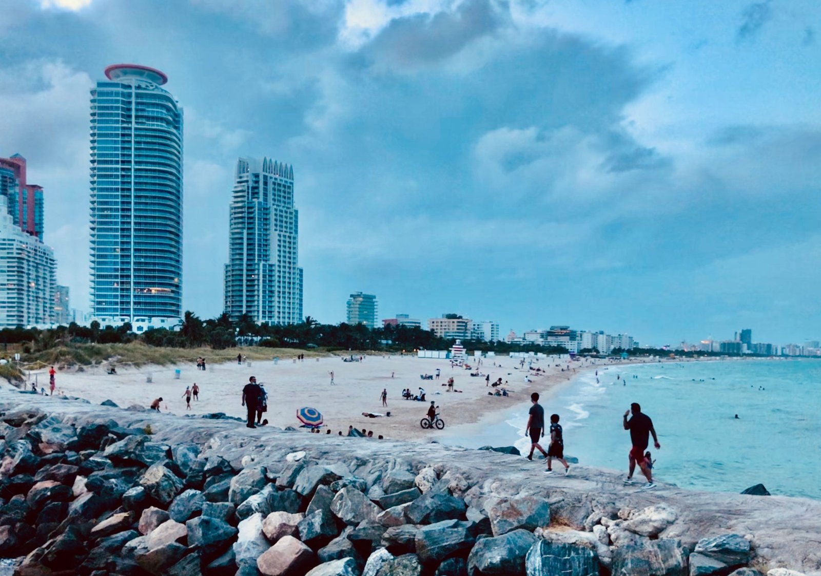 Seawall and private dock features on a Miami waterfront property